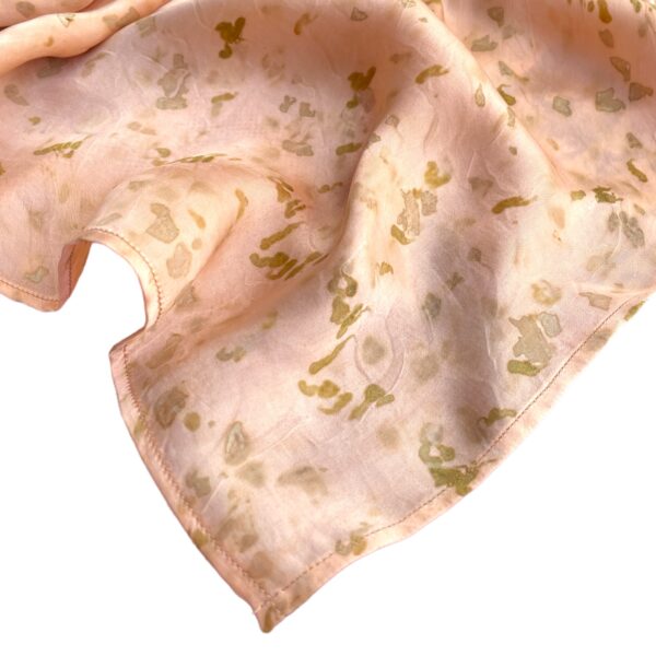 Earth & Petal Peach bandana - Image 3