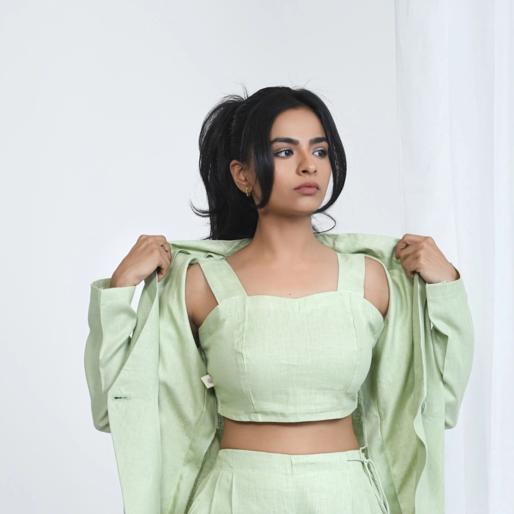Breathable Hemp Crop Top with Adjustable Fit | Pistachio - light green