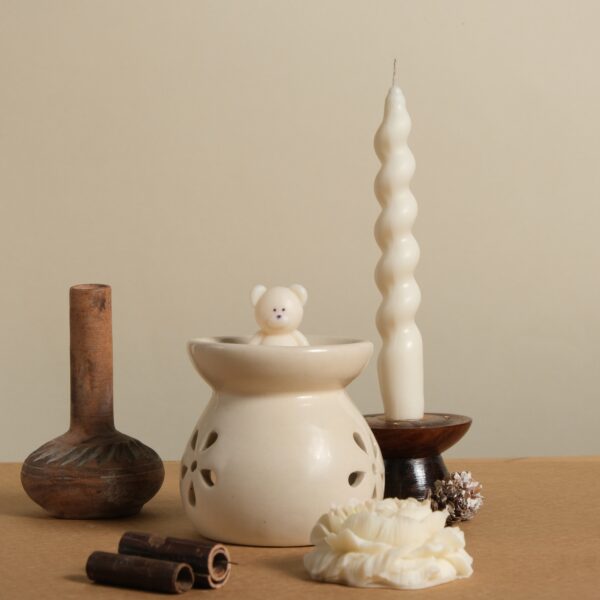 Teddy Bear Candle – 70g Soy Wax | Sweet Scent for Joy & Gifting - Image 2