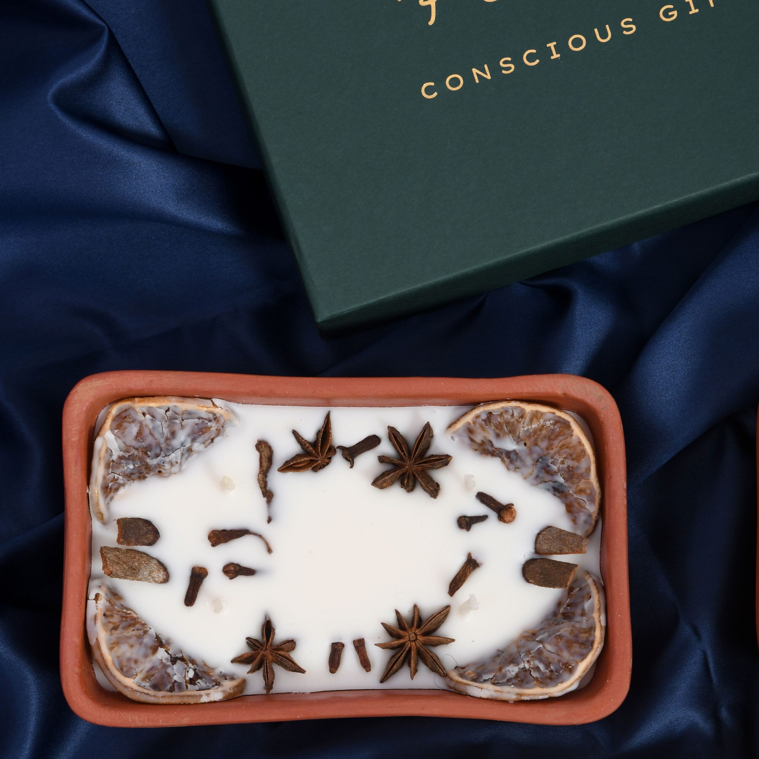 Spice Route Hand Poured Soy Candle, 4 Wicks in Terracotta Bowl - Image 2