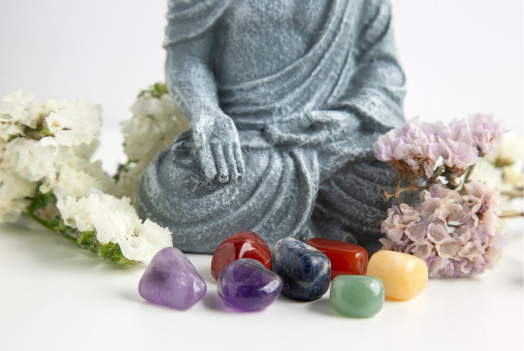 Crystals of Prosperity: How to Use Spiritual Stones for Abundance this Dhanteras