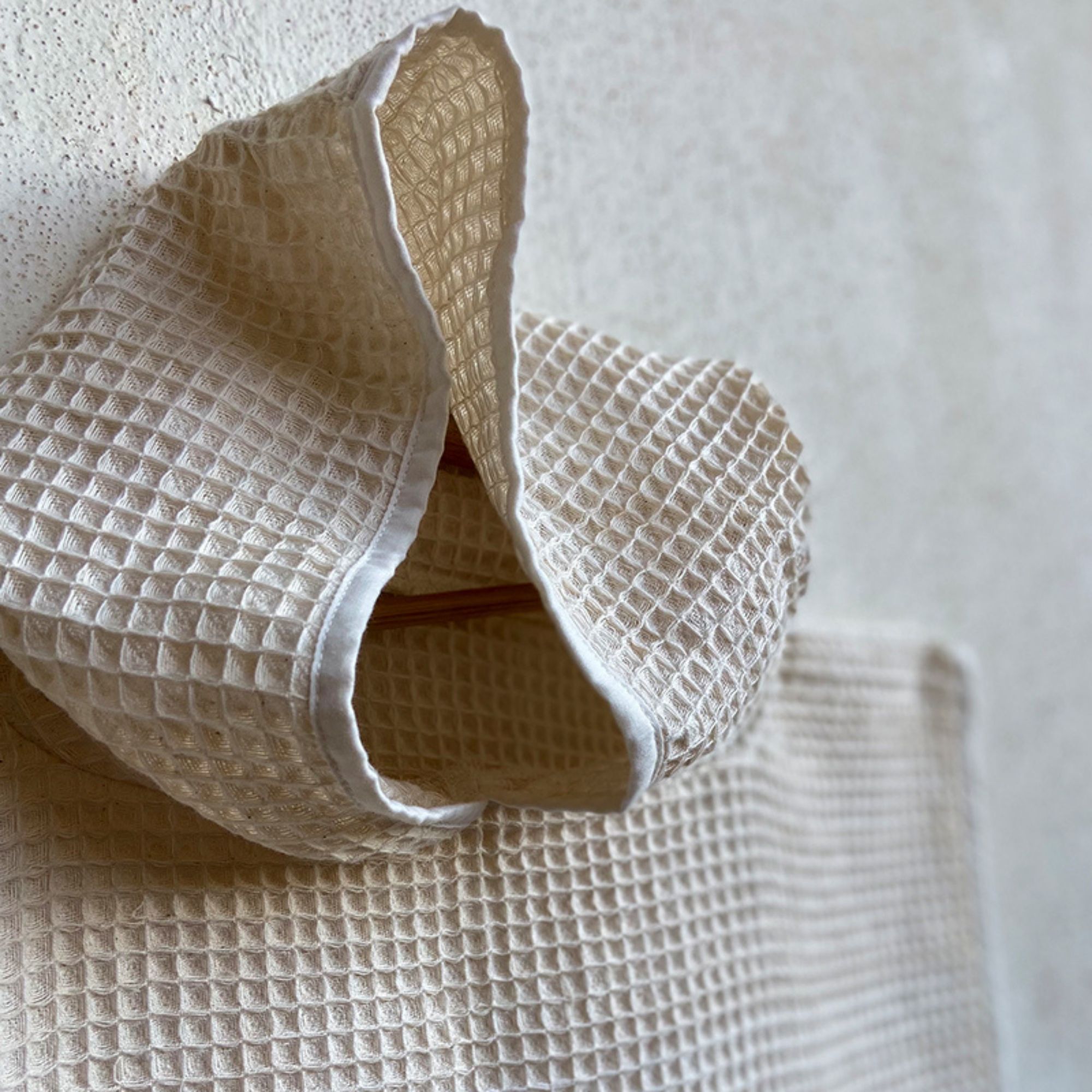 WHITEWATER KIDS ORGANIC WAFFLE HOODED PONCHO TOWEL SET - NATURAL - Image 3