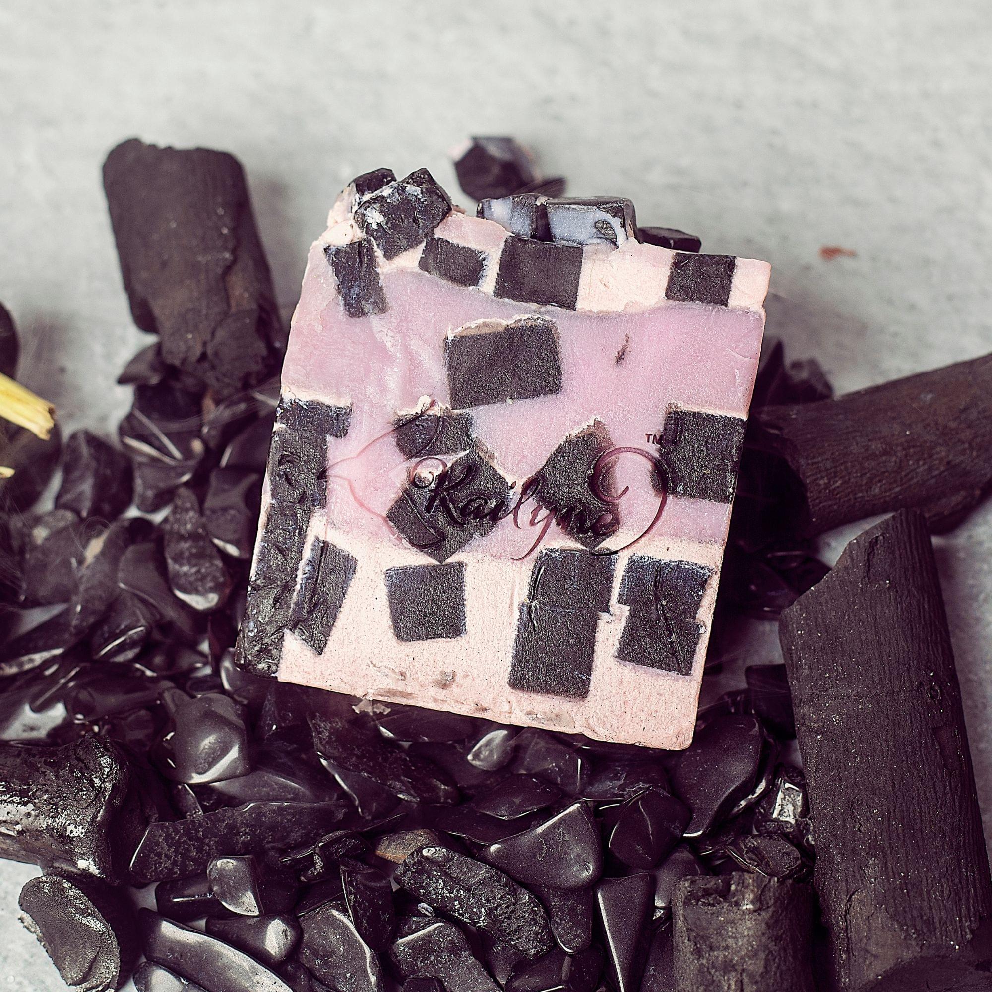 Melt and Pour Charcoal and Rose Hey Girl!