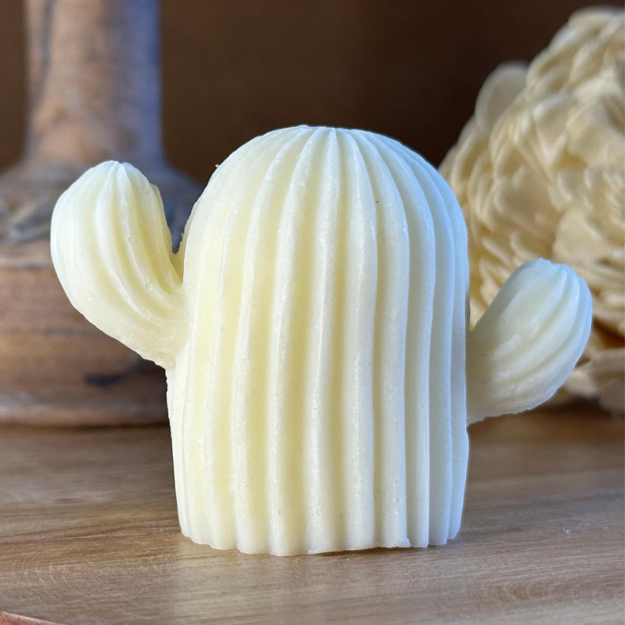 Cactus-Shaped Scented Candle – Aesthetic Home Accent | Decorative Soy Wax Candle Gift