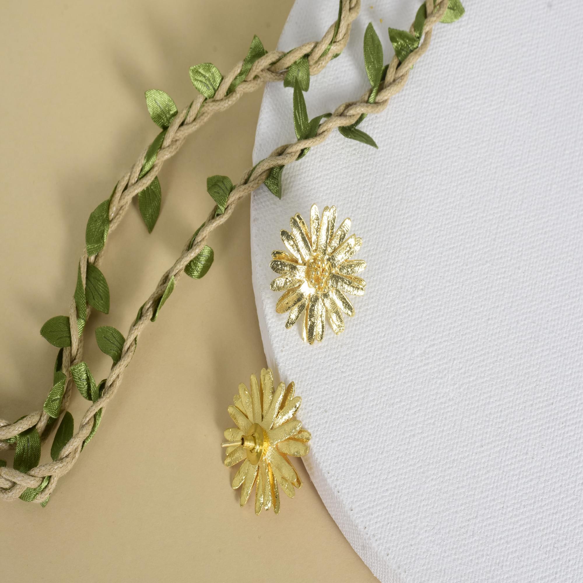 Golden Bloom earrings - Image 2