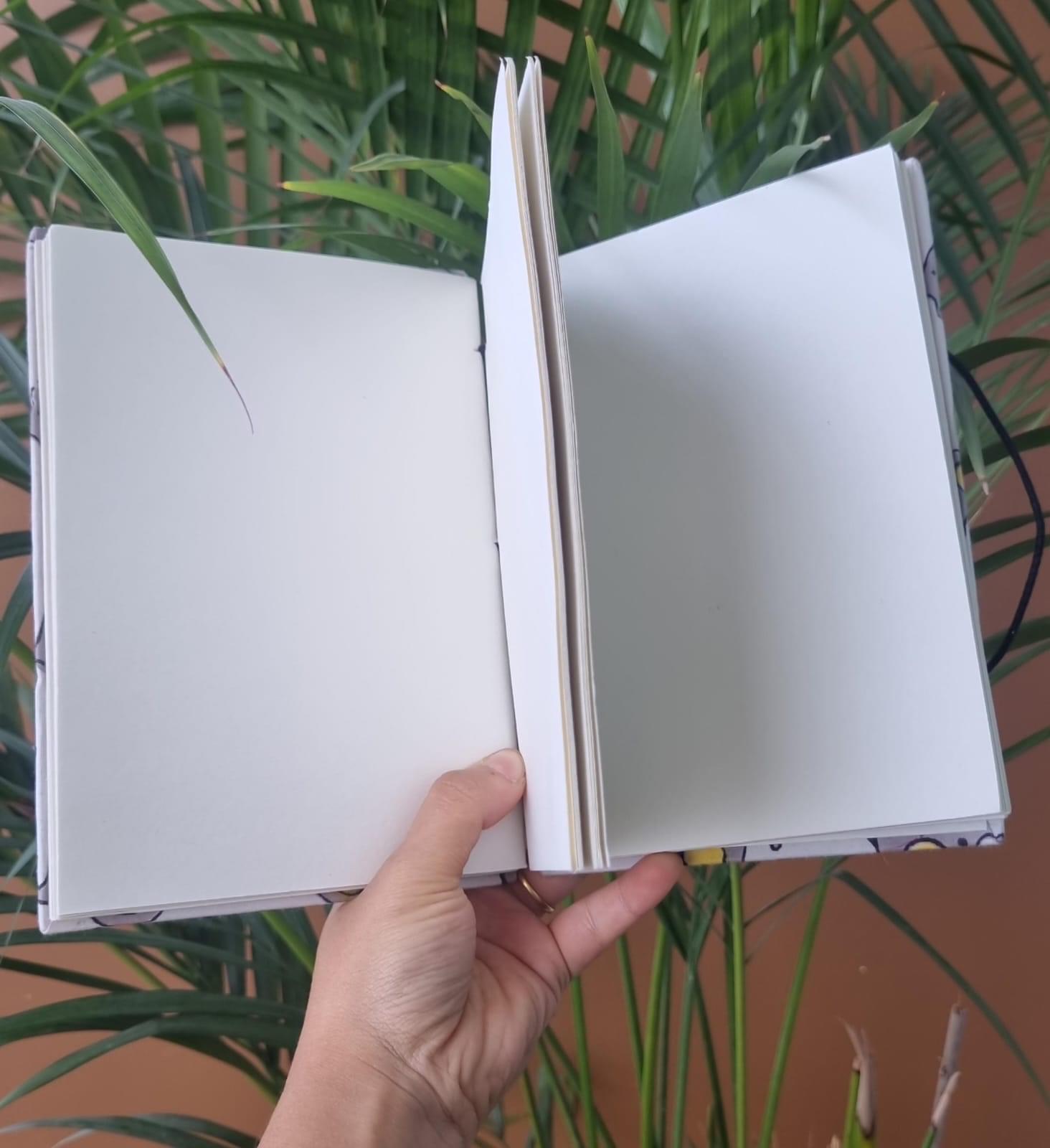 Flamingi Fabric Handmade Diary - Image 2